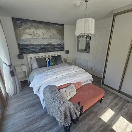 Beautiful Small * 马洛