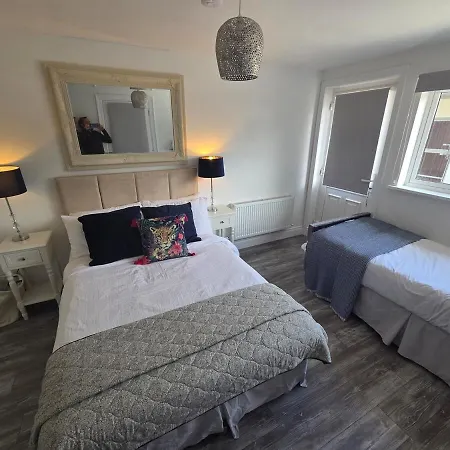 Beautiful Small * 马洛