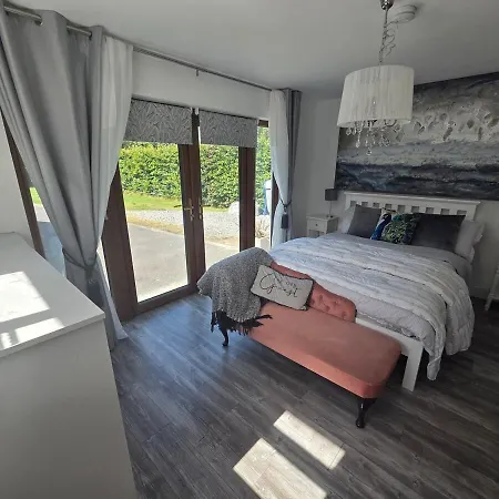 Beautiful Small * 马洛